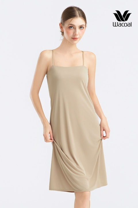 Đầm ngủ Wacoal bra-top không gọng VET6022